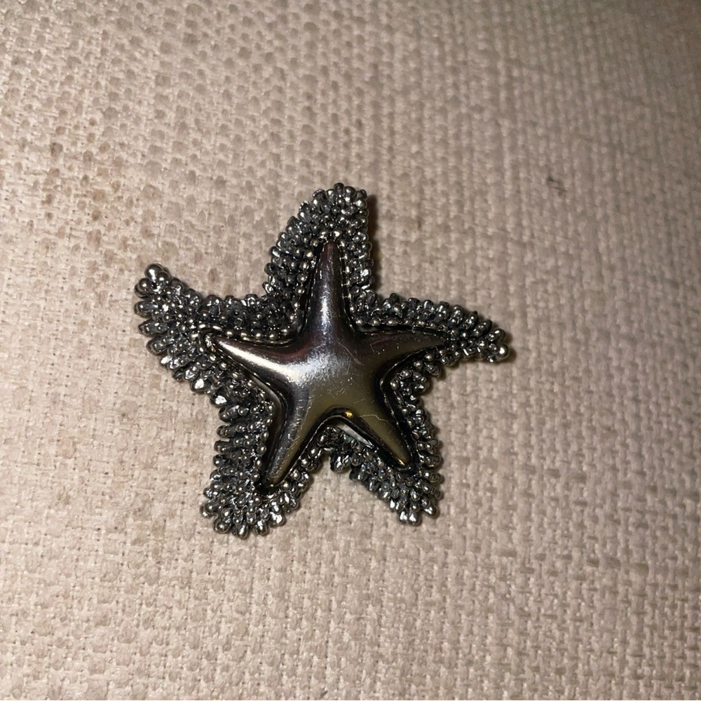 Vintage Silver Tone Metal Textured Surface Star Fish Brooch Pin And Pendant